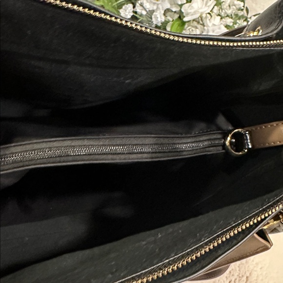 Like new. Top bucket bag - Picture 9 of 10